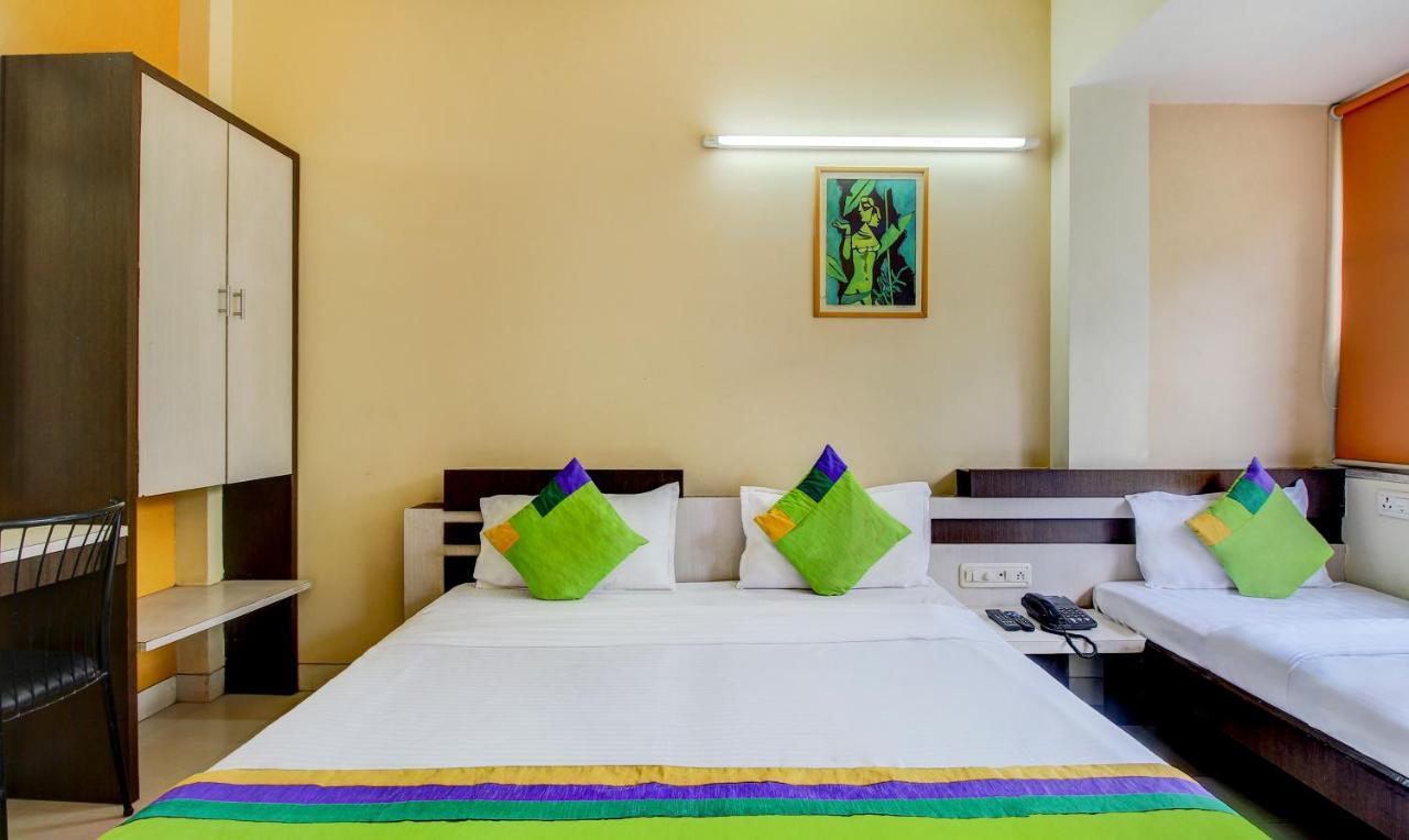 Treebo Trip Samrat Nashik Exterior photo