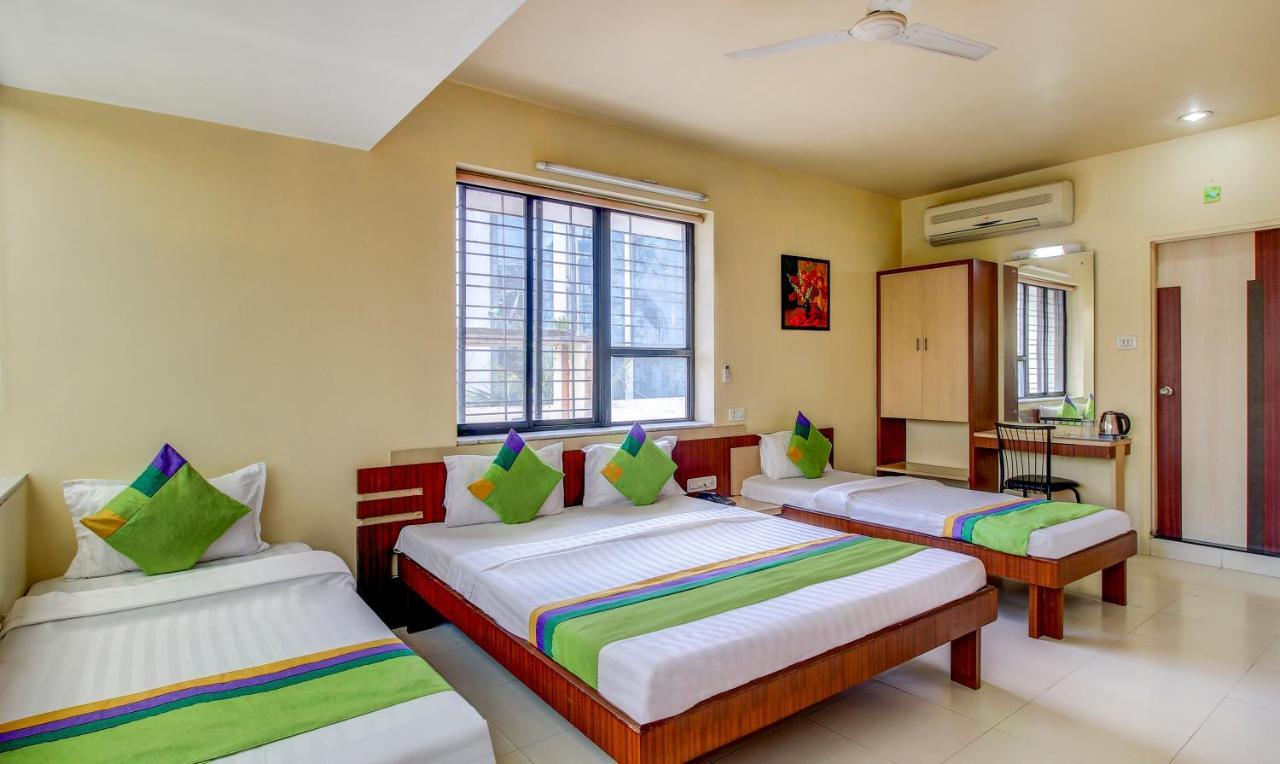 Treebo Trip Samrat Nashik Exterior photo